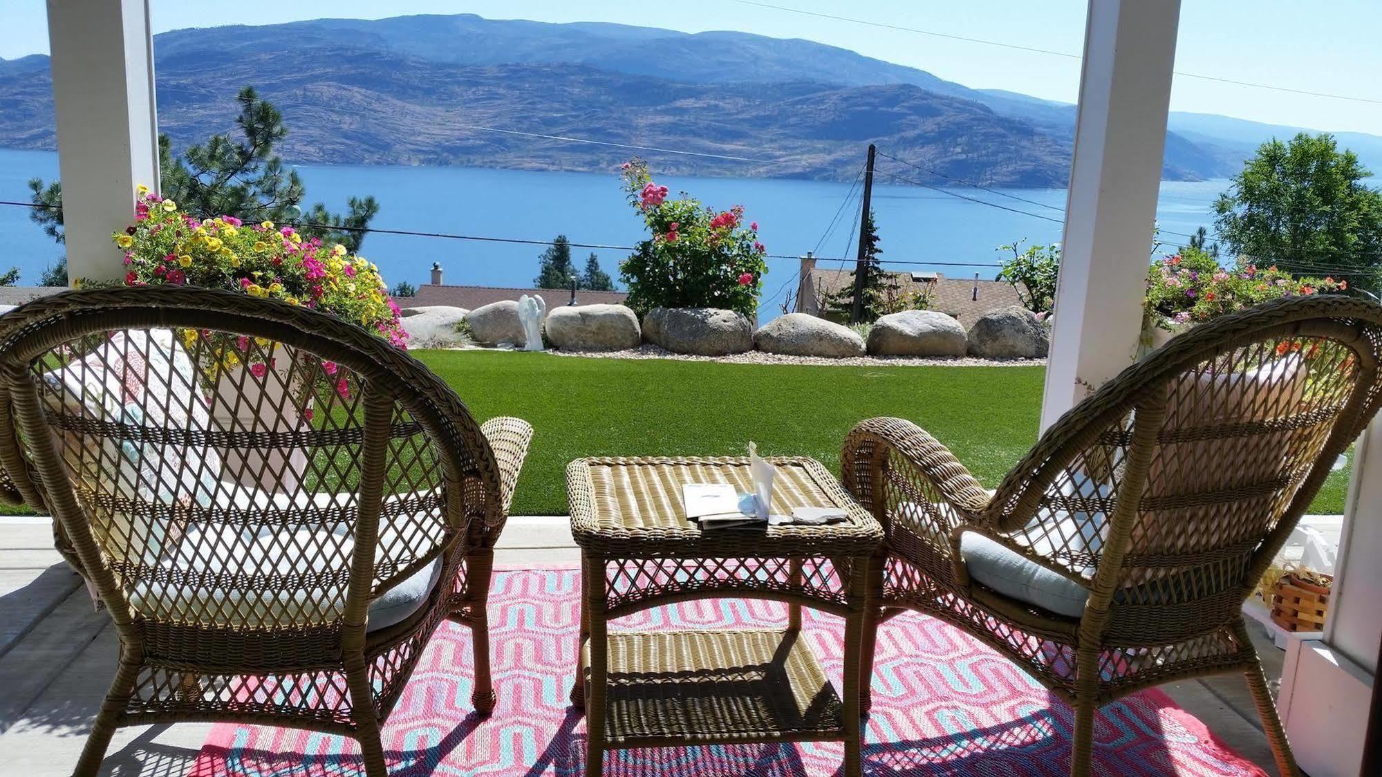 Heartstone B&B Peachland Buitenkant foto