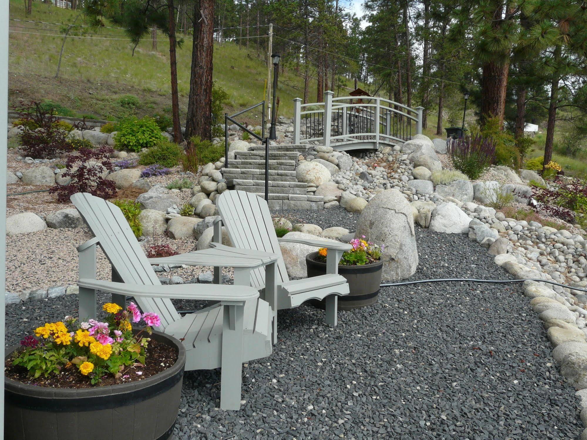 Heartstone B&B Peachland Buitenkant foto