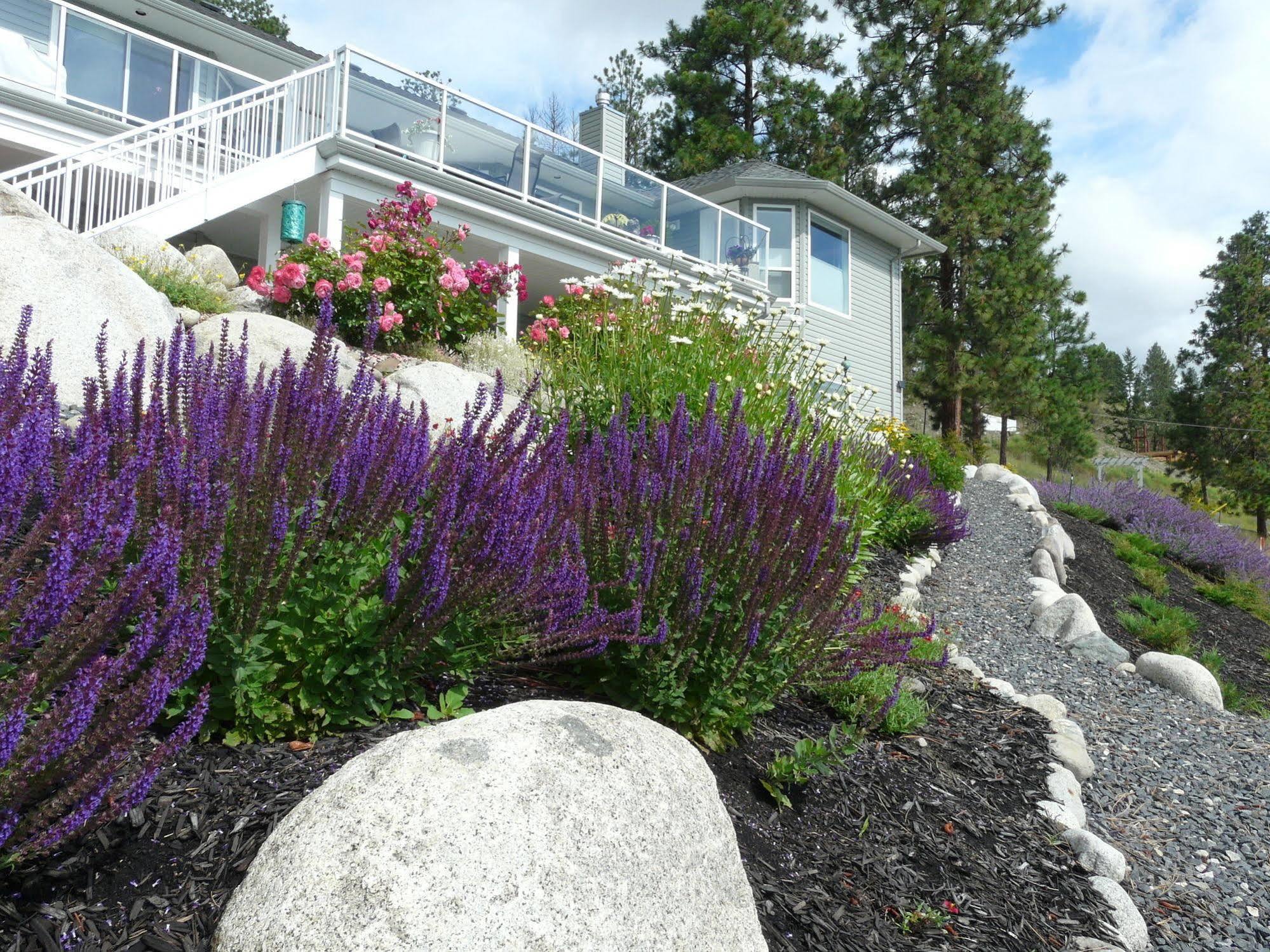 Heartstone B&B Peachland Buitenkant foto