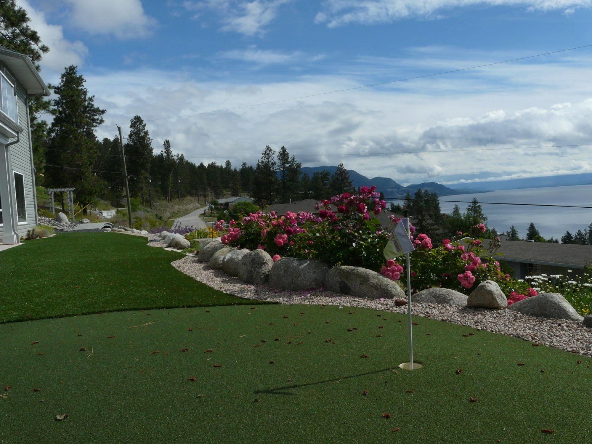 Heartstone B&B Peachland Buitenkant foto