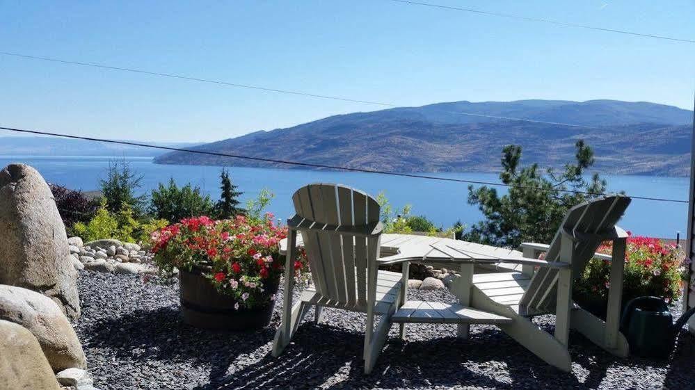 Heartstone B&B Peachland Buitenkant foto